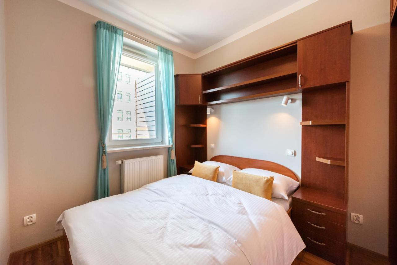Metro Wilanowska Homely Apartment Βαρσοβία Εξωτερικό φωτογραφία