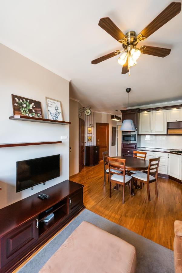 Metro Wilanowska Homely Apartment Βαρσοβία Εξωτερικό φωτογραφία
